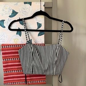 Black and White Crop